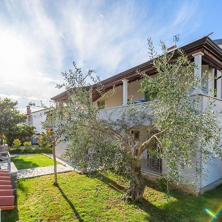 Apartman Inteuro Poreč Exteriör bild