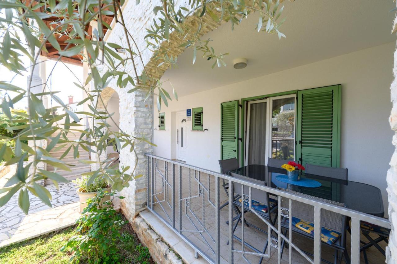 Apartman Inteuro Poreč Exteriör bild