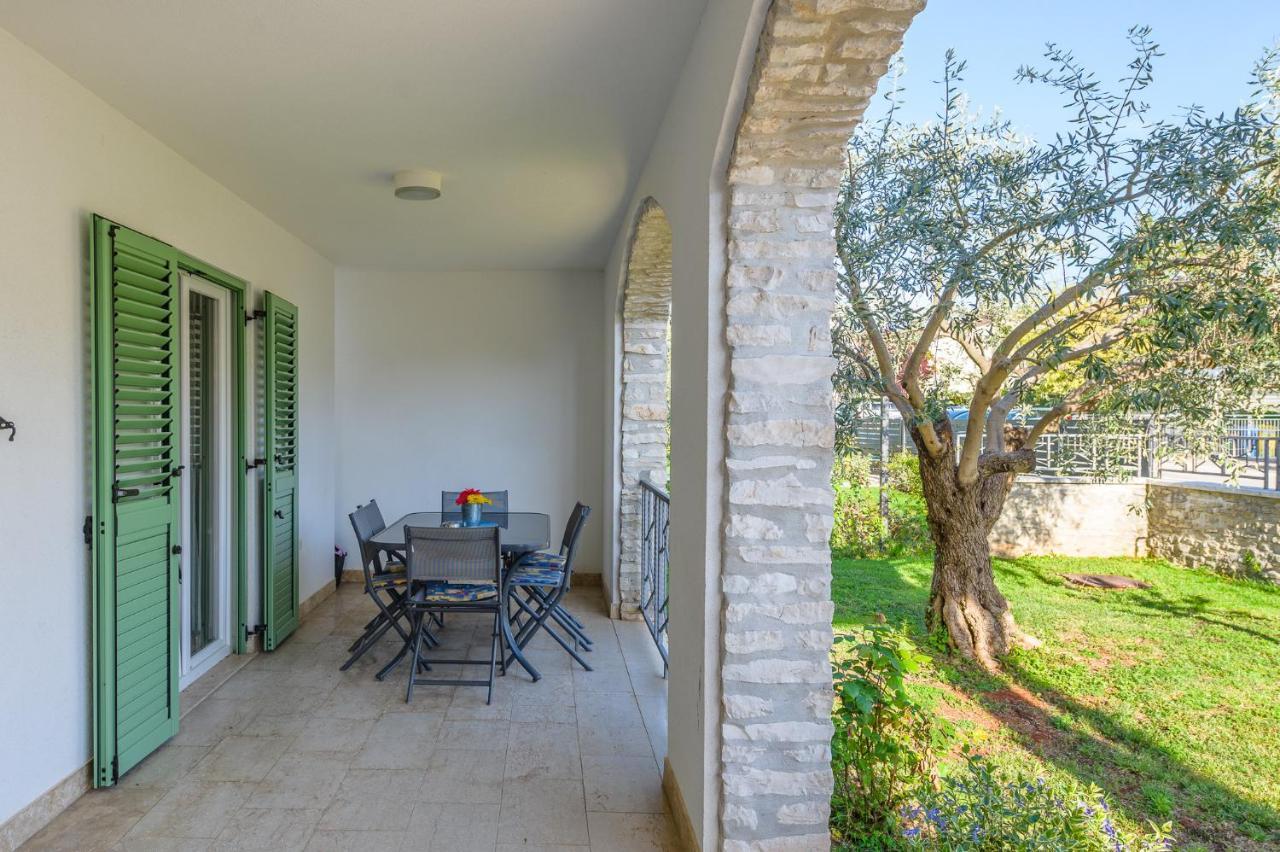 Apartman Inteuro Poreč Exteriör bild