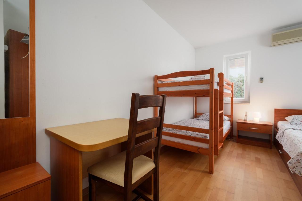 Apartman Inteuro Poreč Exteriör bild