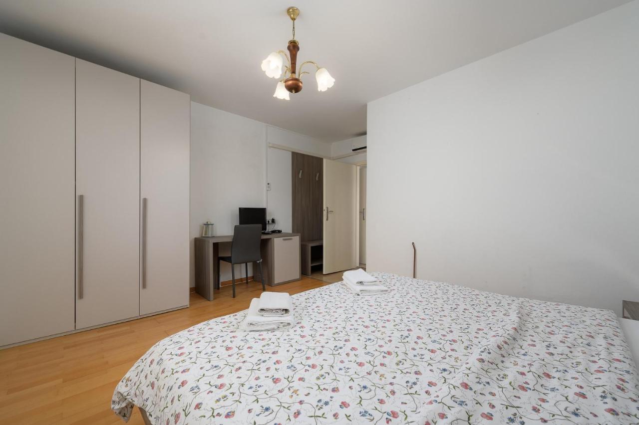 Apartman Inteuro Poreč Exteriör bild